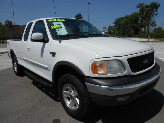 2002 Ford F150 SLT 1 Ton Dually 4dr 35