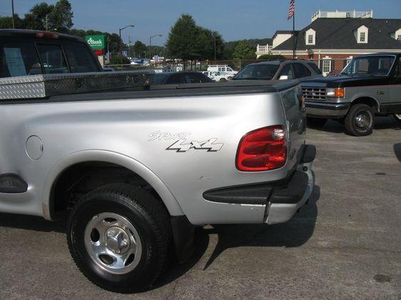 2002 Ford F150 QUAD CAB Sport 1500 Down