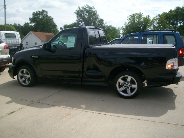 2002 Ford F150 4dr 4-cyl (natl) SUV