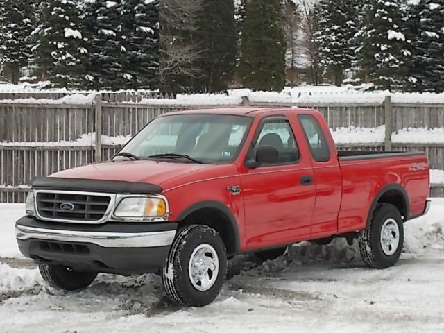 2002 Ford F150 Reg Cab 108 WB