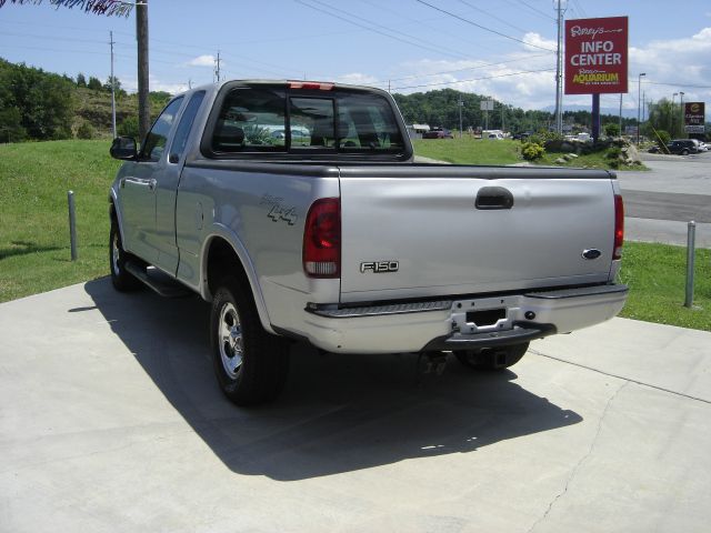 2002 Ford F150 SLT 1 Ton Dually 4dr 35