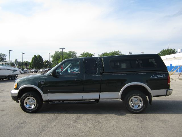 2003 Ford F150 XL 2WD Reg Cab