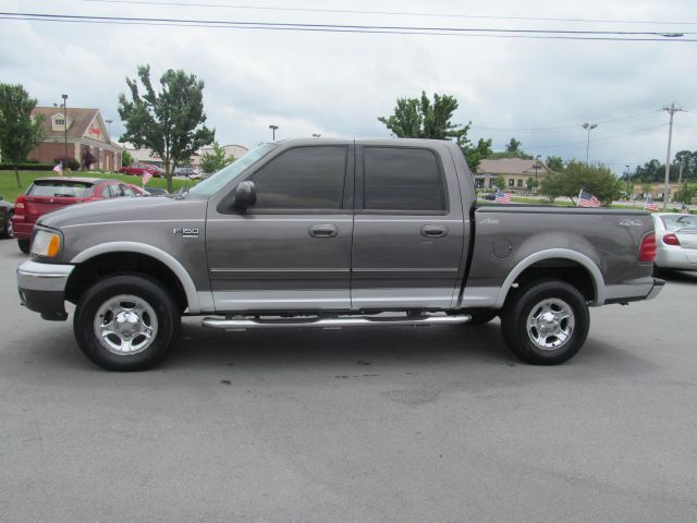 2003 Ford F150 XLT Supercrew Short Bed 2WD