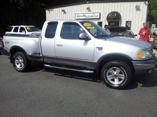 2003 Ford F150 3.0si Coupe