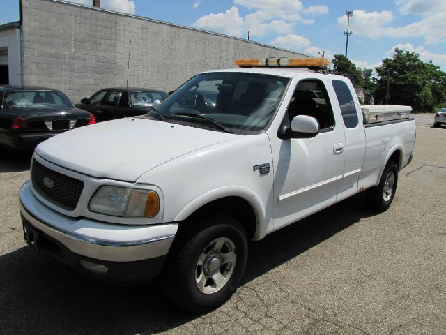 2003 Ford F150 XL 2WD Reg Cab