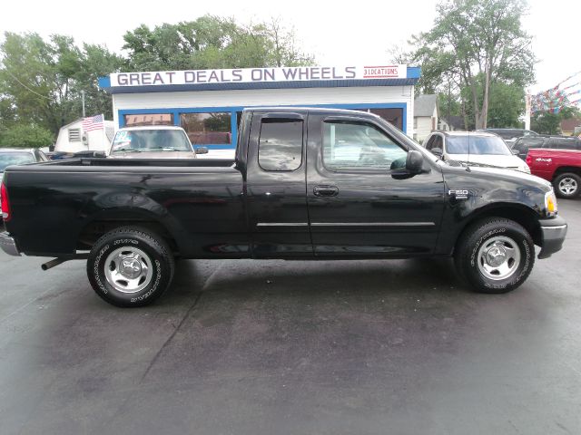 2003 Ford F150 XLT Supercrew Short Bed 2WD