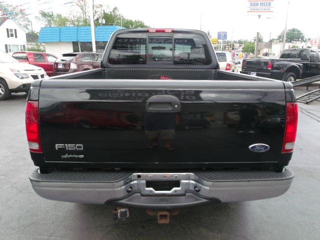 2003 Ford F150 XLT Supercrew Short Bed 2WD