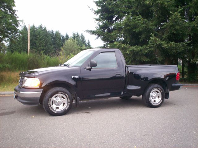 2003 Ford F150 LE Model