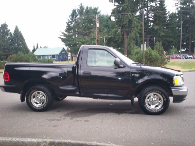 2003 Ford F150 LE Model