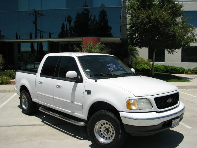 2003 Ford F150 SL Short Bed 2WD