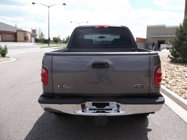 2003 Ford F150 XLT Supercrew Short Bed 2WD