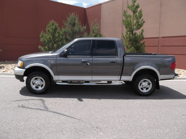 2003 Ford F150 XLT Supercrew Short Bed 2WD