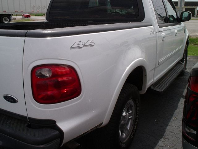 2003 Ford F150 XLT Supercrew Short Bed 2WD