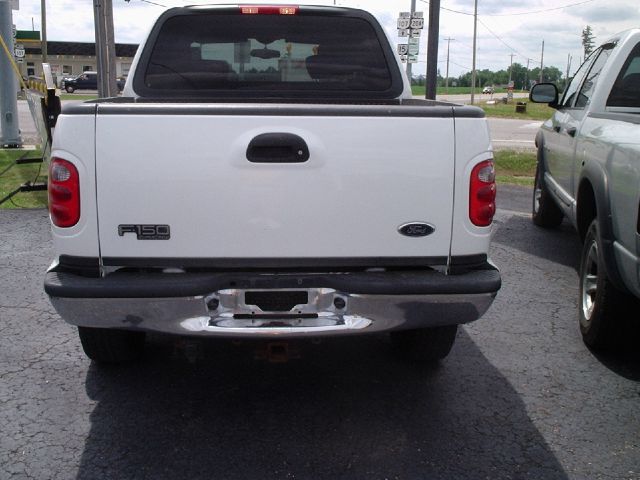 2003 Ford F150 XLT Supercrew Short Bed 2WD