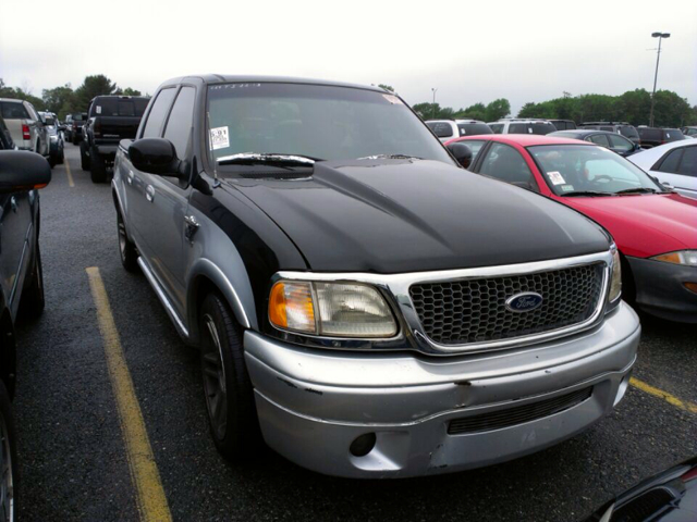 2003 Ford F150 SLT 1 Ton Dually 4dr 35