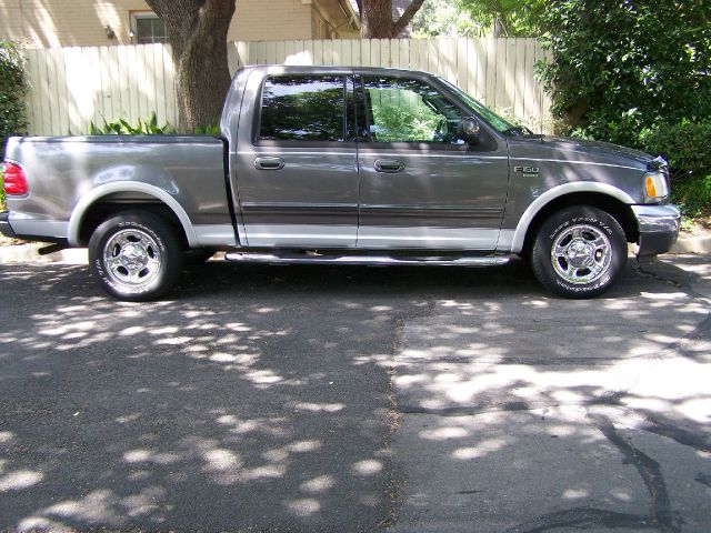 2003 Ford F150 Club Cab 131 WB