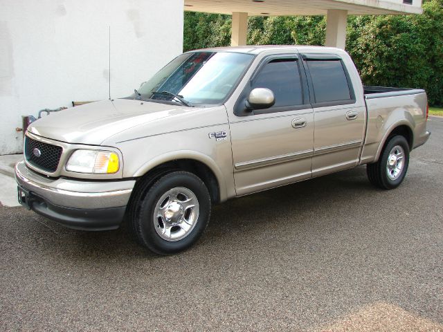 2003 Ford F150 Club Cab 131 WB