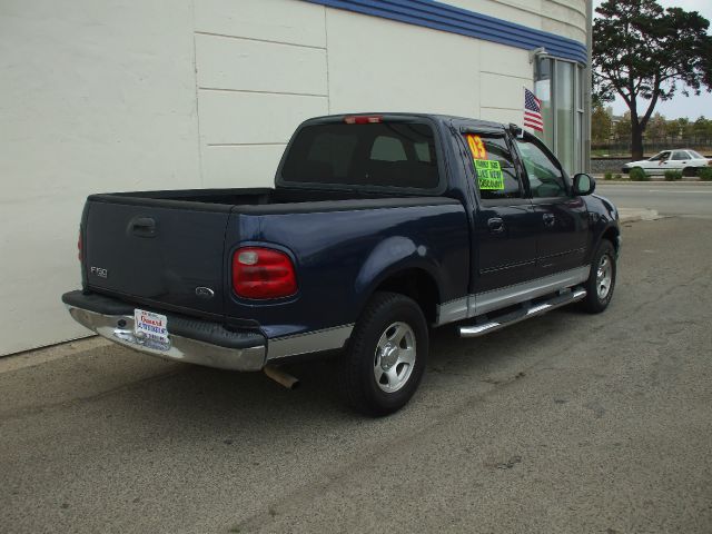 2003 Ford F150 SL Short Bed 2WD