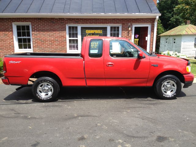 2003 Ford F150 SLE- 4X4