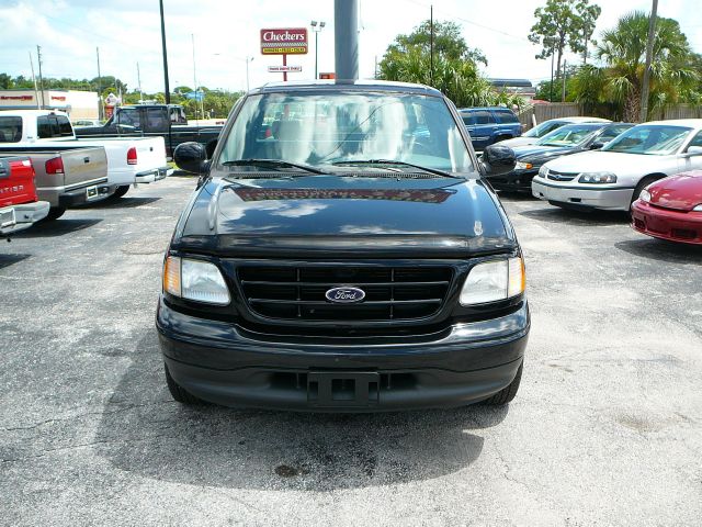 2003 Ford F150 LE Model