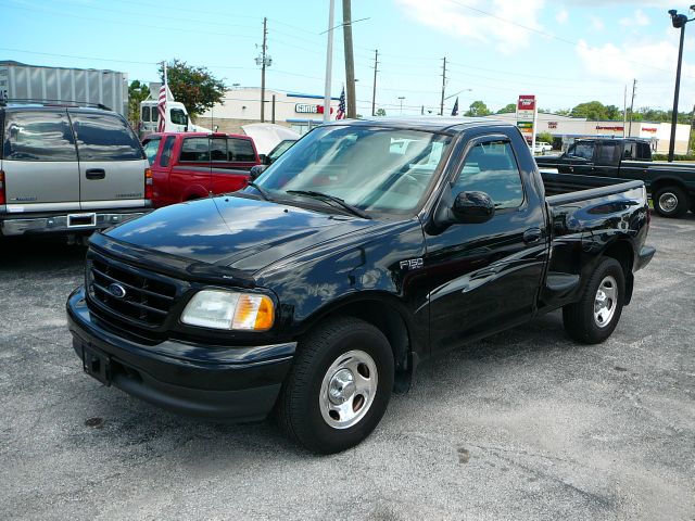 2003 Ford F150 LE Model