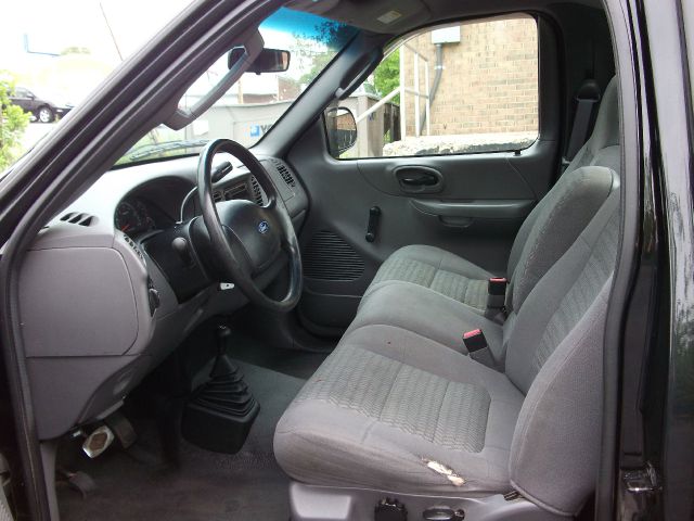 2003 Ford F150 QUAD CAB Sport 1500 Down