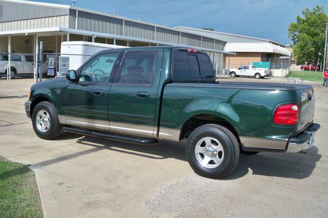 2003 Ford F150 SL Short Bed 2WD