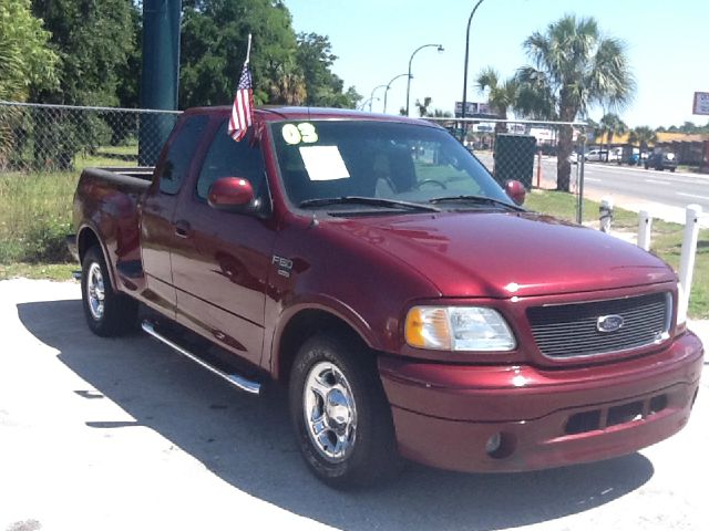 2003 Ford F150 SLE 5.3L V8 4WD 9 Passenger ABS TC