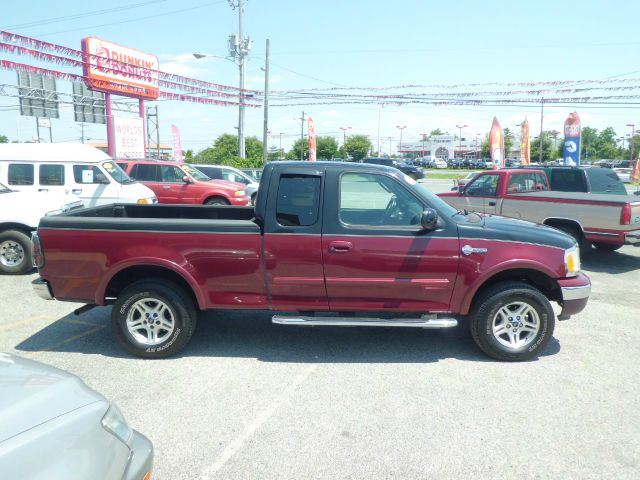 2003 Ford F150 SE Well Kept Alloy Wheels