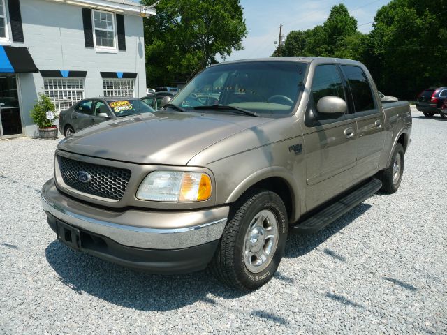 2003 Ford F150 Club Cab 131 WB