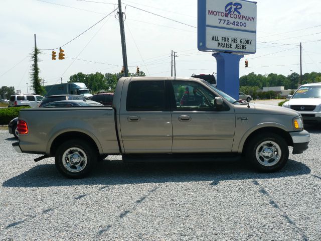 2003 Ford F150 Club Cab 131 WB