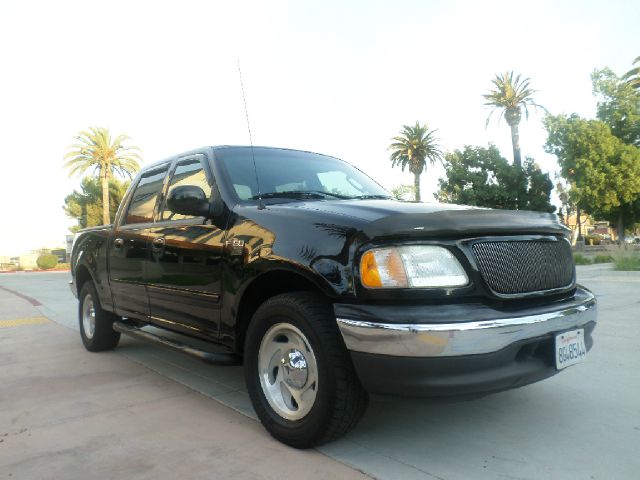 2003 Ford F150 SL Short Bed 2WD