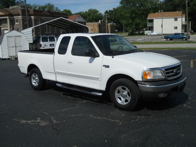 2003 Ford F150 XLT Supercrew Short Bed 2WD