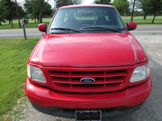 2003 Ford F150 LE Model