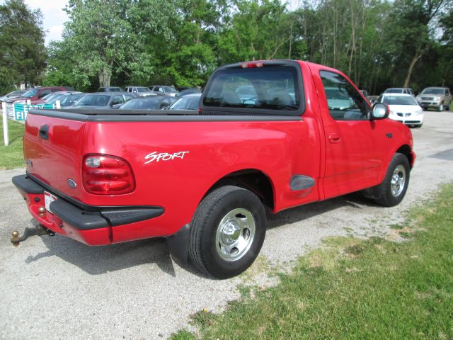 2003 Ford F150 LE Model