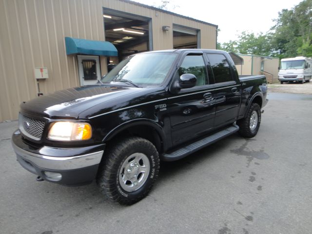 2003 Ford F150 XLT Supercrew Short Bed 2WD