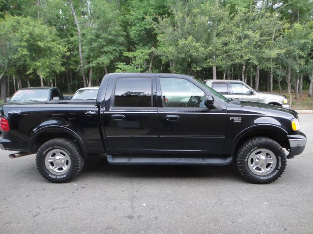 2003 Ford F150 XLT Supercrew Short Bed 2WD