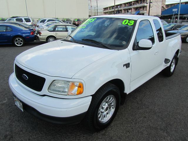 2003 Ford F150 SLE 5.3L V8 4WD 9 Passenger ABS TC