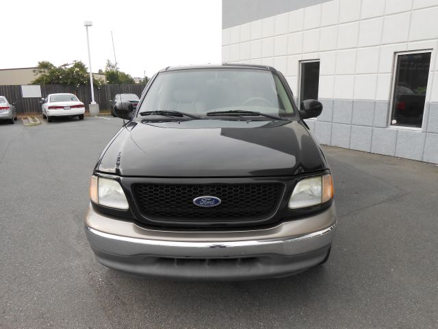 2003 Ford F150 Club Cab 131 WB