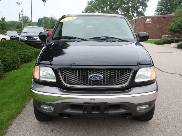 2003 Ford F150 XL 2WD Reg Cab