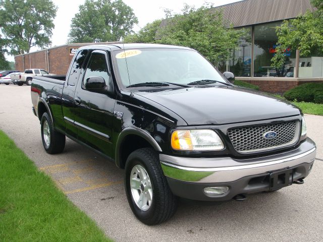 2003 Ford F150 XL 2WD Reg Cab