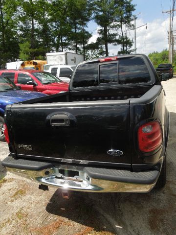 2003 Ford F150 XLT Supercrew Short Bed 2WD