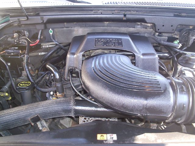 2003 Ford F150 XL 2WD Reg Cab