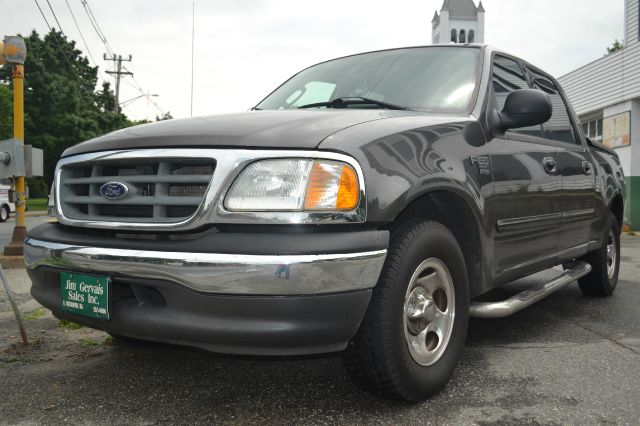 2003 Ford F150 SL Short Bed 2WD