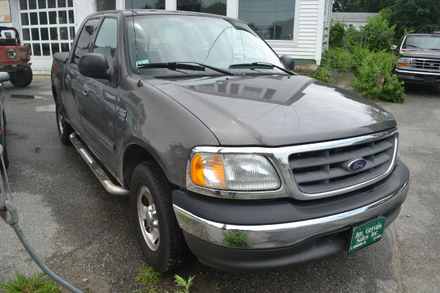 2003 Ford F150 SL Short Bed 2WD