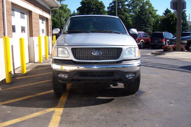 2003 Ford F150 XL 2WD Reg Cab