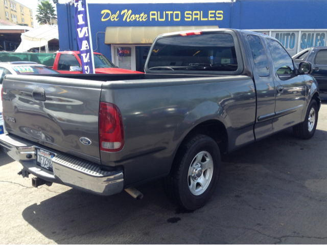 2003 Ford F150 XLT Supercrew Short Bed 2WD