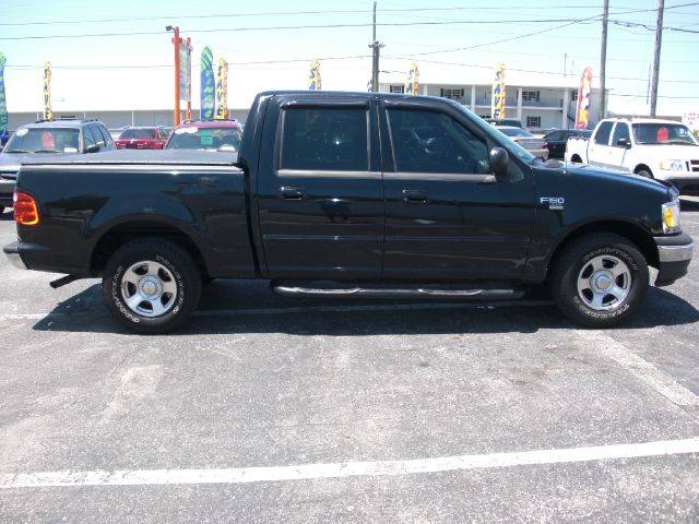 2003 Ford F150 SL Short Bed 2WD