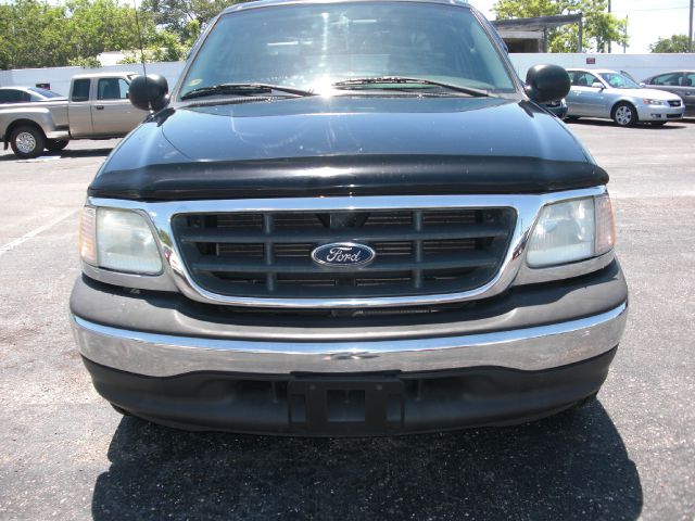 2003 Ford F150 SL Short Bed 2WD