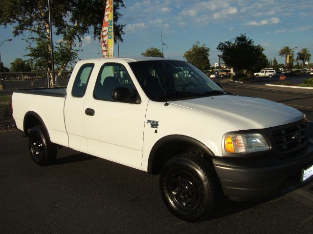 2003 Ford F150 LT Crew Cab